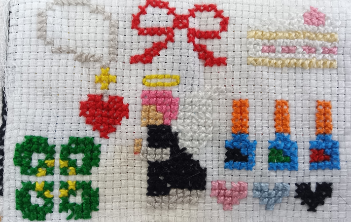 スウェーデン刺繍に取り組みました！